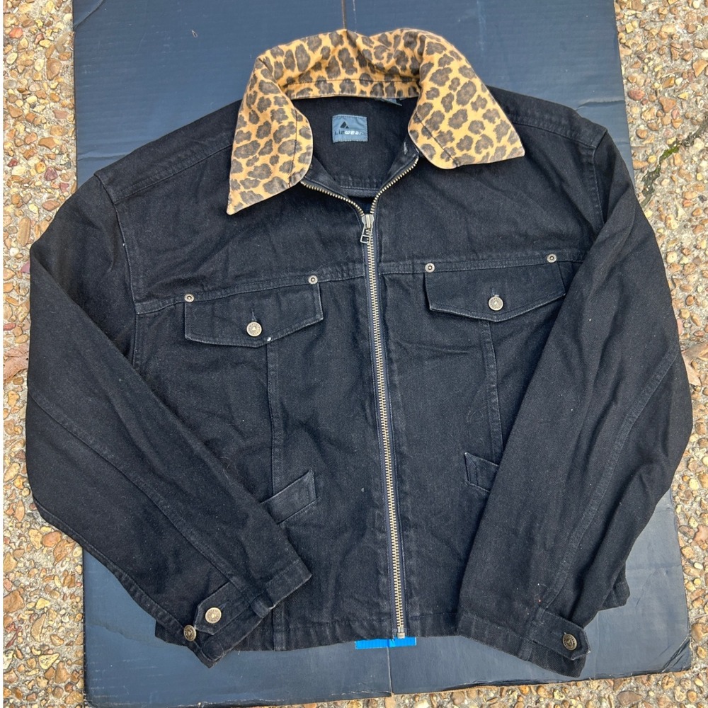 Lizwear vintage 90s Leopard Collar Denim Jacket